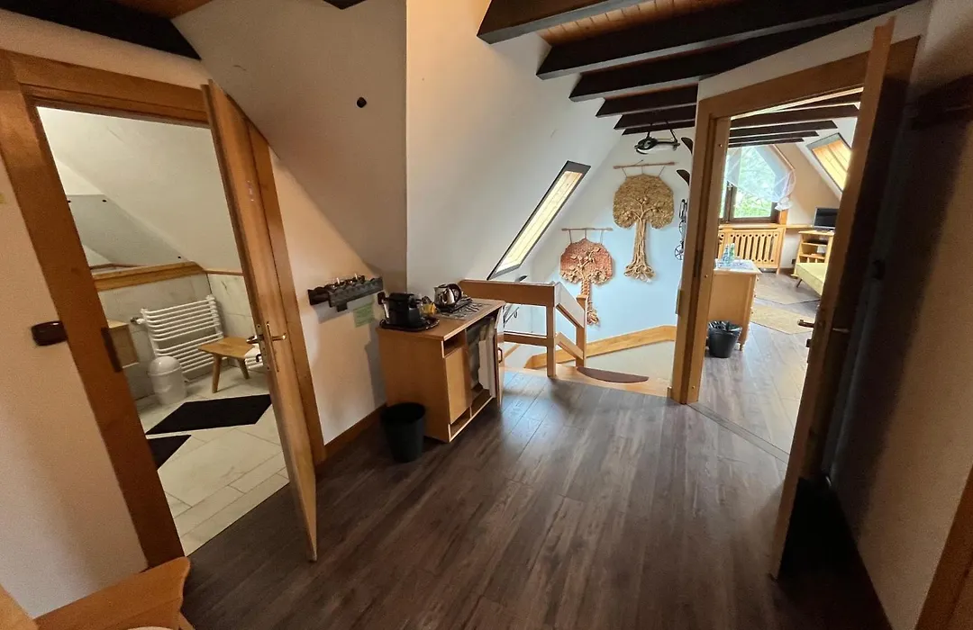 B&B Art House Szymaszkowa 1-1